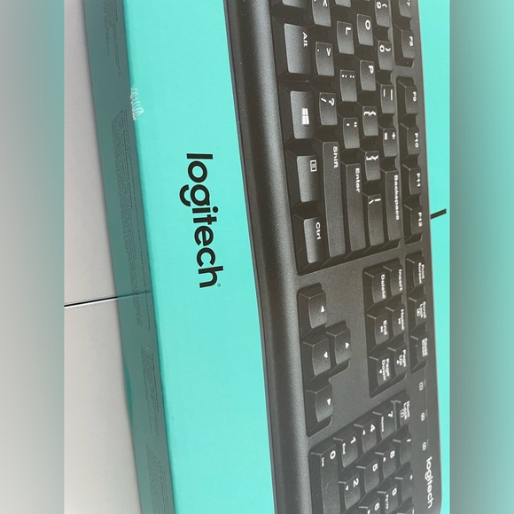 New In Box - Logitech Keyboard & Mouse Combo - Picture 2 of 6